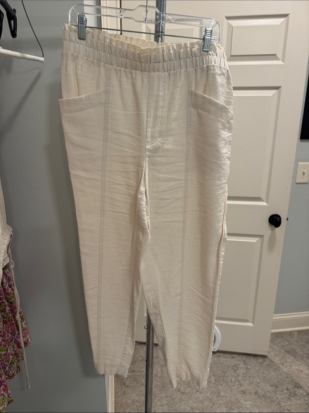 A New Day High-Rise Wide-Leg Lightweight Pants - Cream/Off-White - Large